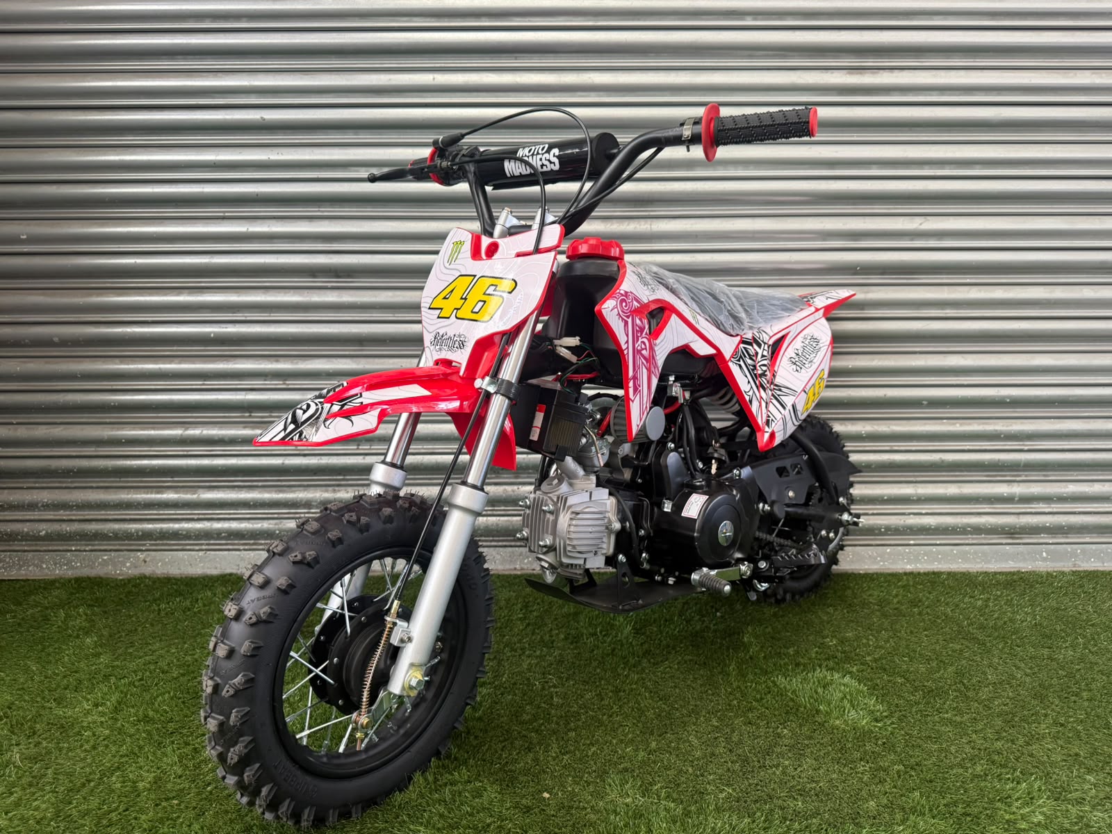 Dirt Devil 90cc Semi Automatic Pit bike / Dirt bike / Off Road